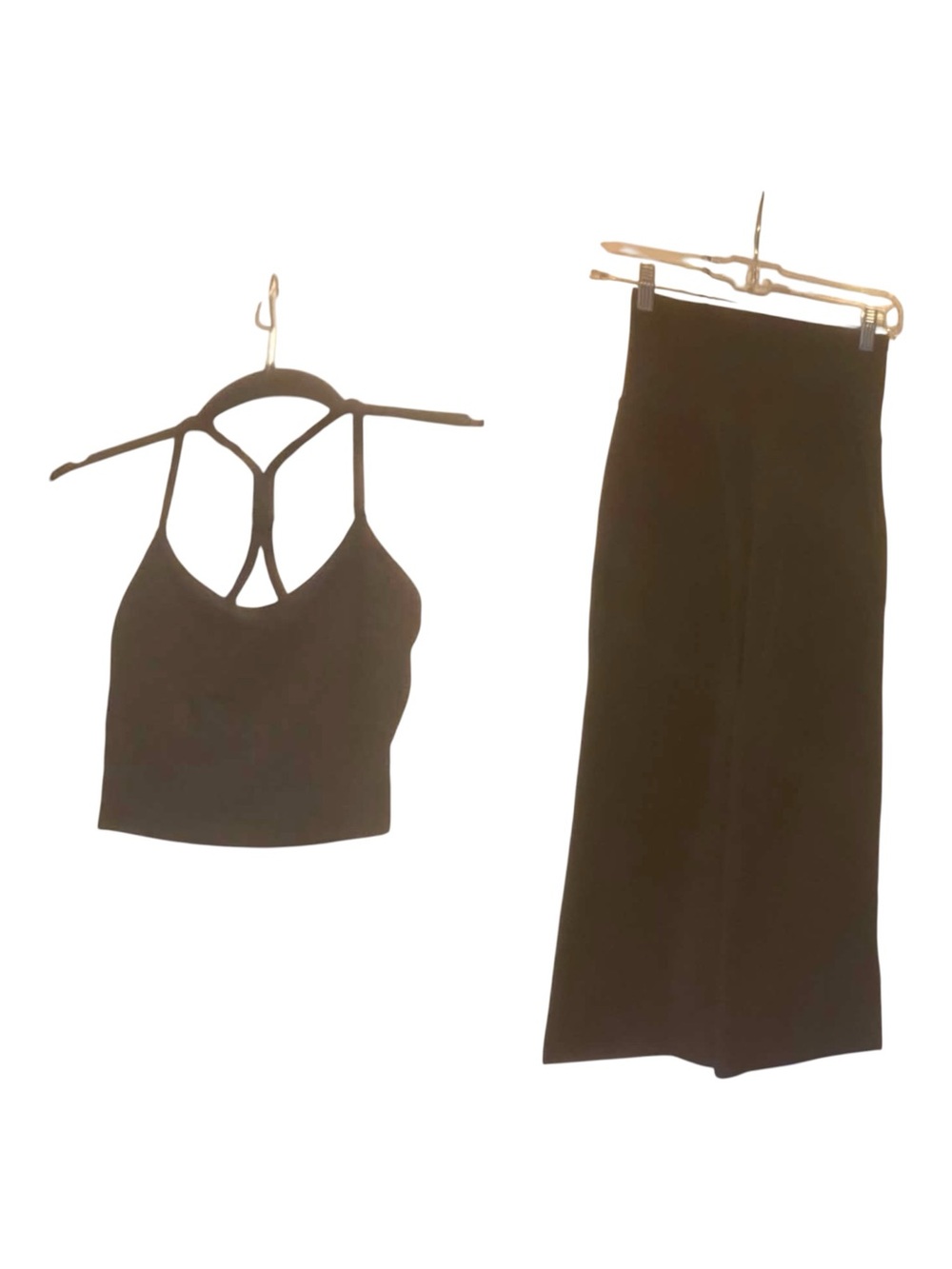 NWOT Beyond Yoga Cropped Flares/Racerback TANK DARK KNIGHT Size Small